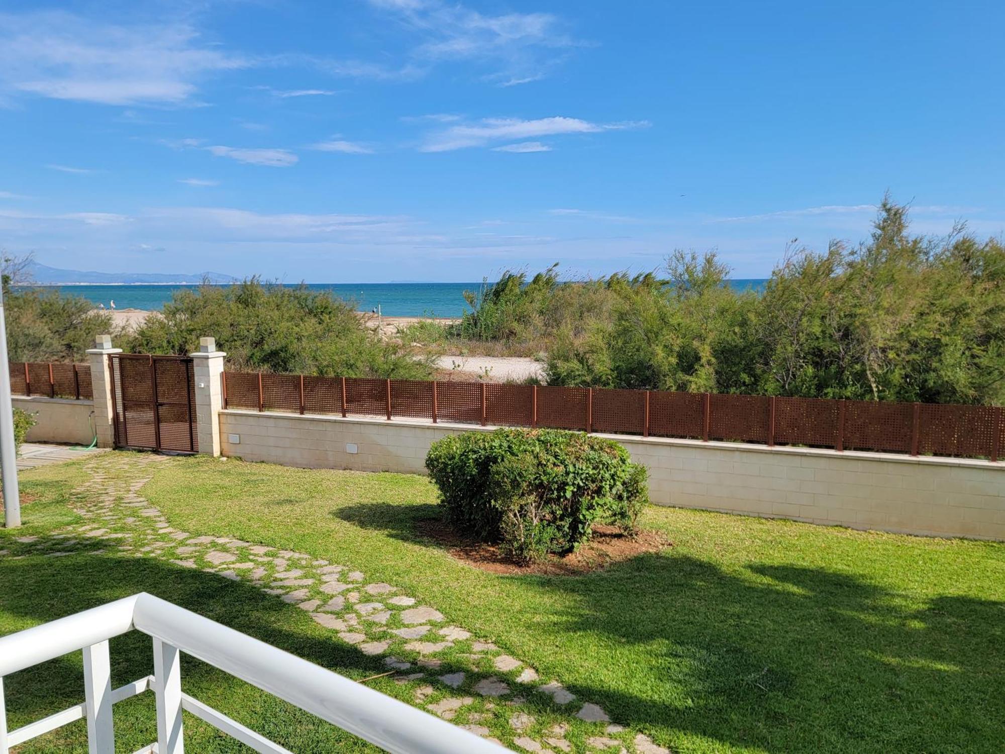 Beach View - Primera Linea Lujo Дения Екстериор снимка